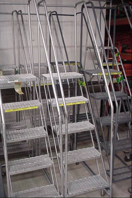 Rolling 5 Step Ladders