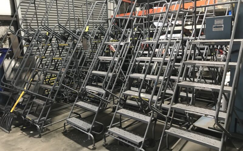rolling step ladders