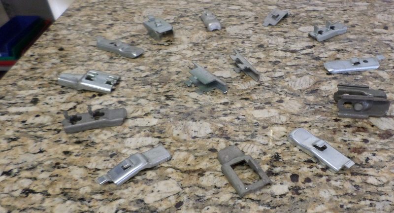 Steel Lot Of 24 Parent Industrial Commercial Metal Shelf Shelving Clips 